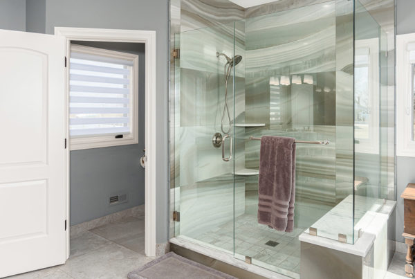 Glass shower doors